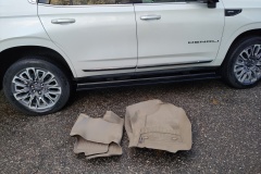 Yukon-Tahoe-Escalade-floor-mats